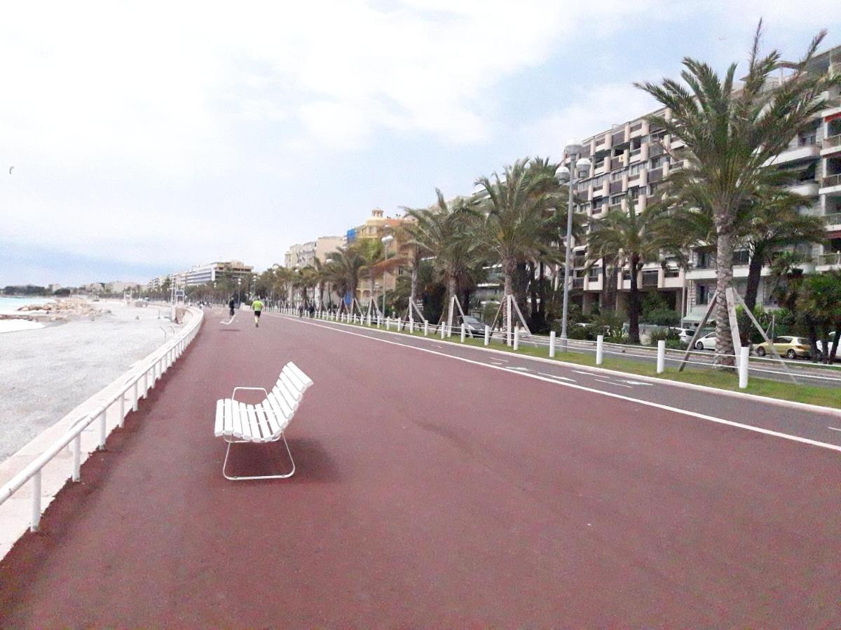 Chambre D Hote Avec Clim Terrasse Et Petit Dejeuner Hauteurs De Nice Buitenkant foto
